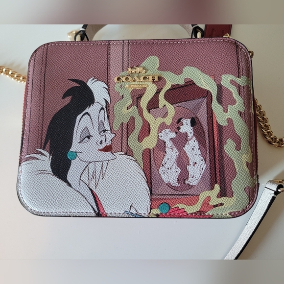 Coach X Disney Cruella Small Box Crossbody, New Without Tags - Picture 2 of 10